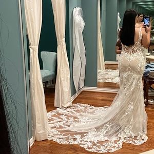 Selling my wedding dress